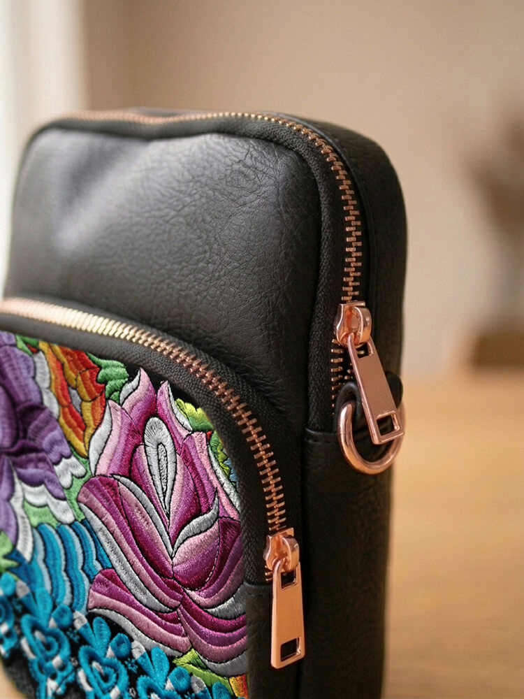Crossbody negro cuerina 8.1